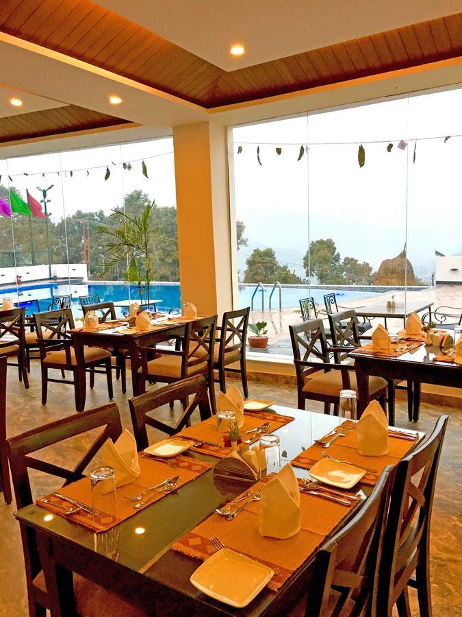 Himalayan Front Hotel By Kgh Group Pokhara Exterior foto